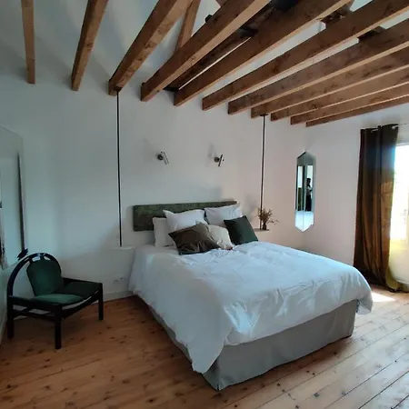 Bed & Breakfast Maison Seize Préaux