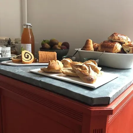 Maison Seize Couette-café 3*