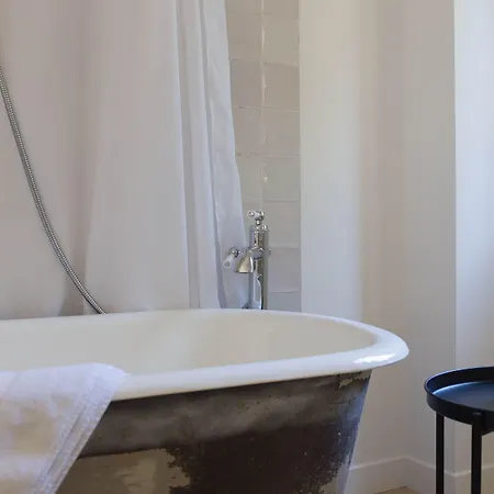 Maison Seize Couette-café