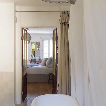 Maison Seize Bed & Breakfast 3*