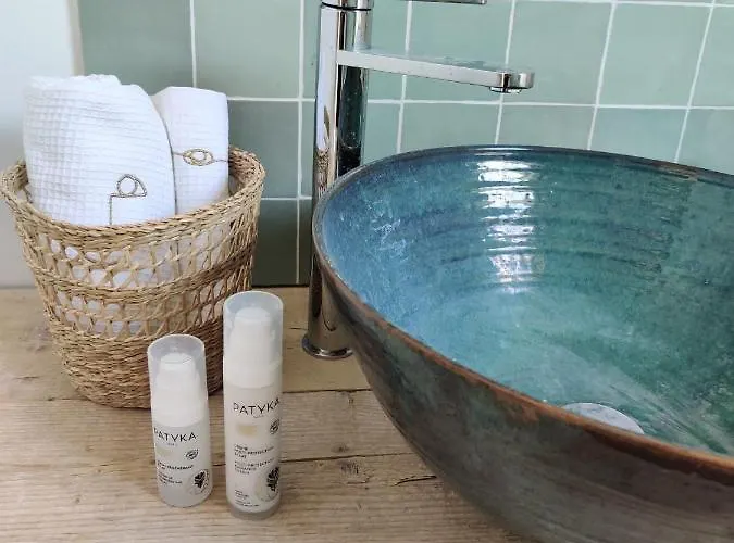 Maison Seize Bed and Breakfast Préaux