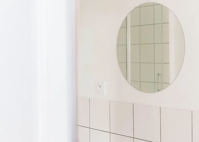 Bed and Breakfast Maison Seize 3*